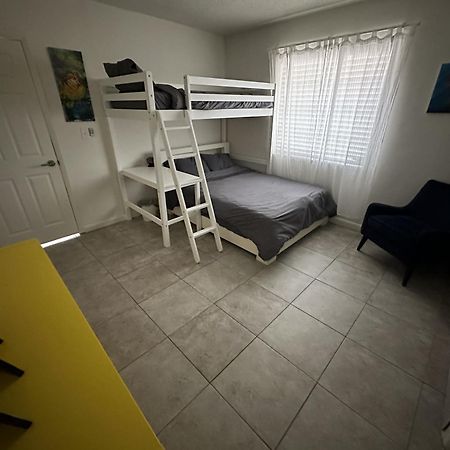Miami'S Cozy Tropical Getaway Villa Екстериор снимка